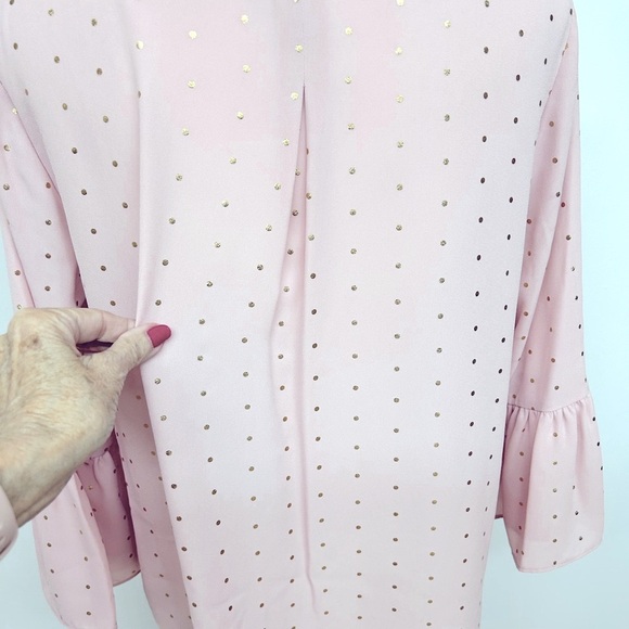 Elle Pink Bell Sleeve Blouse with Relaxed Boxy Fit - Picture 4 of 5